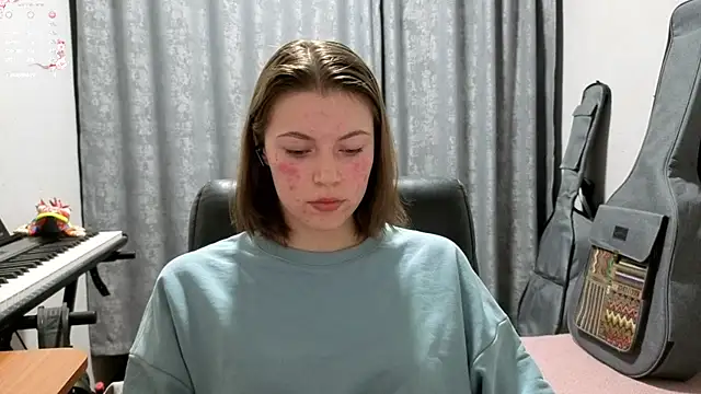 CutieAnny online show from 05-27-26, 08:27