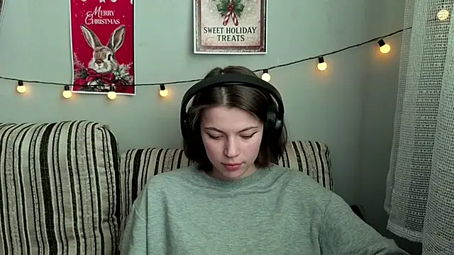 CutieAnny online show from 01-15-26, 05:55