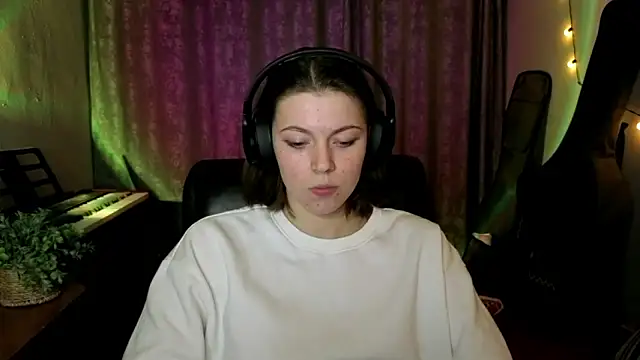 CutieAnny online show from 02-20-26, 07:05