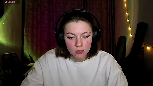 CutieAnny online show from 02-19-26, 08:06