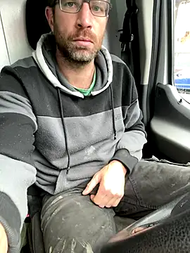 kyle YEG online show from 11-07-25, 07:29