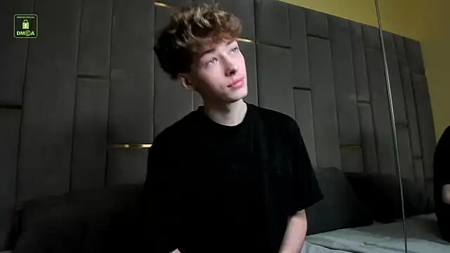 Snapshot of Kevin_Garsia chatting on 09-25-25, 08:37 Kevin Garsia online show from 09-25-25, 08:37