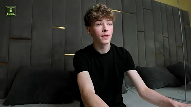 Snapshot of Kevin_Garsia chatting on 09-26-25, 08:38 Kevin Garsia online show from 09-26-25, 08:38