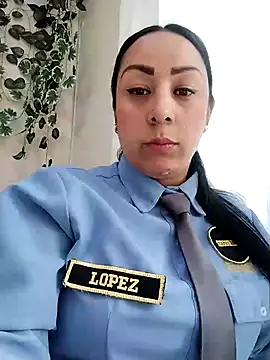 CRISTAL  11 online show from 09-25-25, 02:01