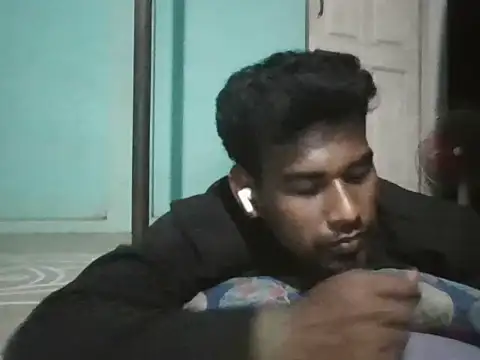 Snapshot of Tamilgud23 chatting on 07-19-26, 05:10 Tamilgud23 online show from 07-19-26, 05:10