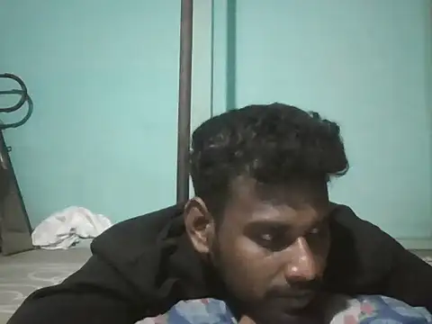 Snapshot of Tamilgud23 chatting on 02-17-26, 02:36 Tamilgud23 online show from 02-17-26, 02:36