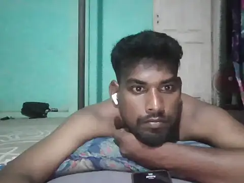 Snapshot of Tamilgud23 chatting on 06-17-26, 05:45 Tamilgud23 online show from 06-17-26, 05:45