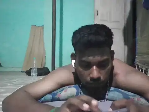 Snapshot of Tamilgud23 chatting on 06-07-26, 05:40 Tamilgud23 online show from 06-07-26, 05:40
