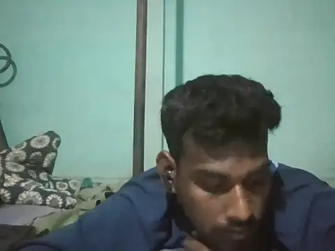 Snapshot of Tamilgud23 chatting on 02-06-26, 04:47 Tamilgud23 online show from 02-06-26, 04:47