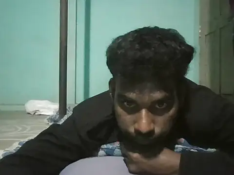 Snapshot of Tamilgud23 chatting on 02-21-26, 02:52 Tamilgud23 online show from 02-21-26, 02:52