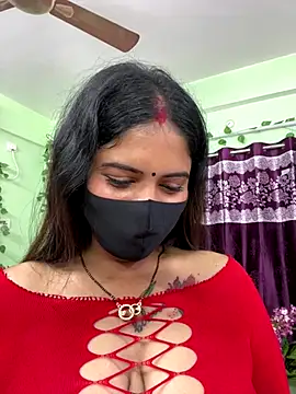 Snapshot of V-Hot-Sweti chatting on 09-20-25, 06:24 V-Hot-Sweti online show from 09-20-25, 06:24