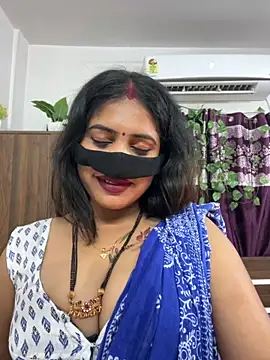 V-Hot-Sweti online show from 10-31-25, 05:42