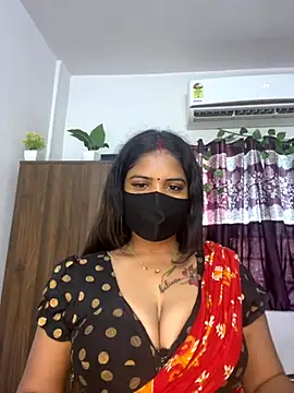 Snapshot of V-Hot-Sweti chatting on 10-04-25, 08:49 V-Hot-Sweti online show from 10-04-25, 08:49