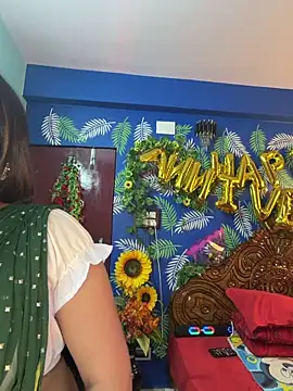 V-Hot-Sweti online show from 02-25-26, 03:56