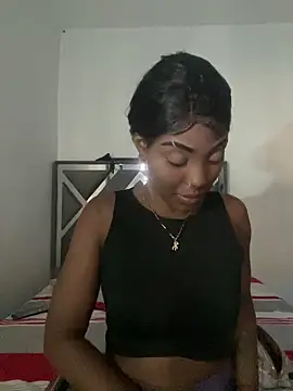 zaracollins01 online show from 10-15-25, 09:56