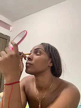 zaracollins01 online show from 12-01-25, 05:25