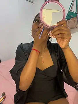 zaracollins01 online show from 02-17-26, 09:34