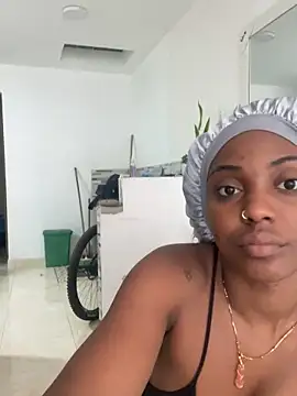 zaracollins01 online show from 11-07-25, 01:26