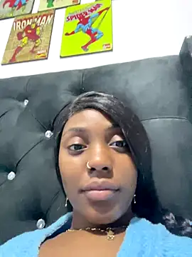 zaracollins01 online show from 10-25-25, 12:39