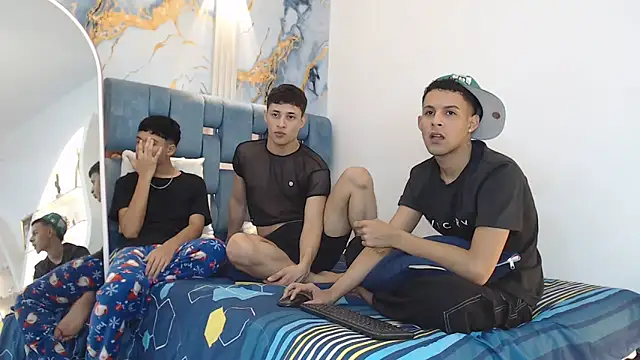 GRETTY BOYS online show from 12-18-25, 07:24