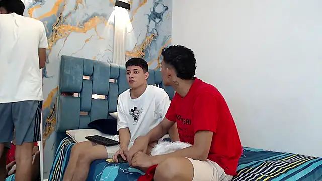 GRETTY BOYS online show from 12-17-25, 07:24