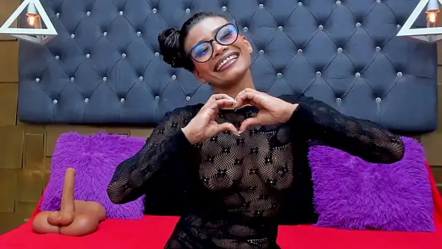 AtheneaBrownn online show from 11-29-25, 07:25