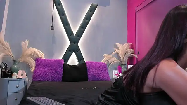 AtheneaBrownn online show from 03-28-26, 07:15