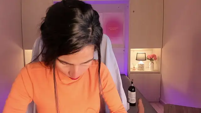 Snapshot of LexxaQueen chatting on 02-07-26, 04:09 LexxaQueen online show from 02-07-26, 04:09