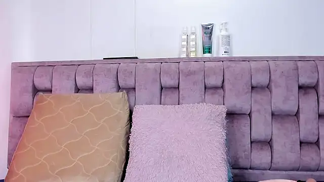 Alexa-Hunter online show from 02-16-26, 08:07