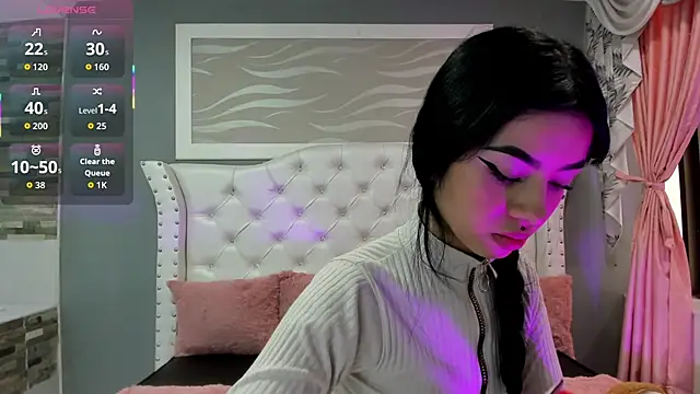 Snapshot of _camila_ortiz chatting on 09-26-25, 07:43 camila ortiz online show from 09-26-25, 07:43