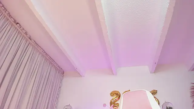 violet 77711 online show from 01-15-26, 10:18