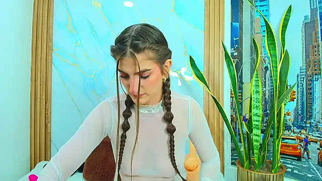 Dafne castro  online show from 06-10-26, 07:37