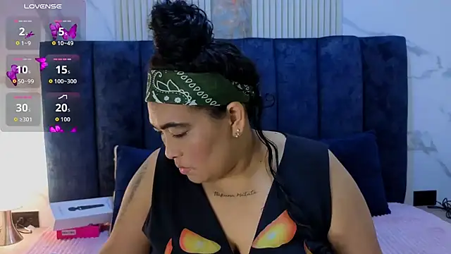 yunkeyc online show from 11-02-25, 02:38