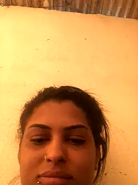 Snapshot of Marianasapequinha chatting on 09-14-25, 05:24 Marianasapequinha online show from 09-14-25, 05:24