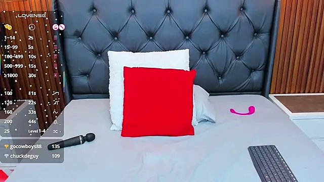 ladymercury1 online show from 12-13-25, 08:04