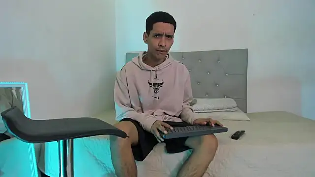 twinkDuohot online show from 10-21-25, 12:43