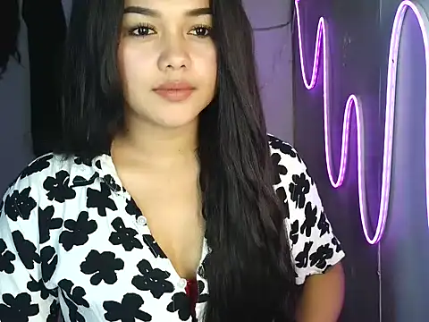 Delicious Cumgirlxx online show from 04-05-26, 02:13