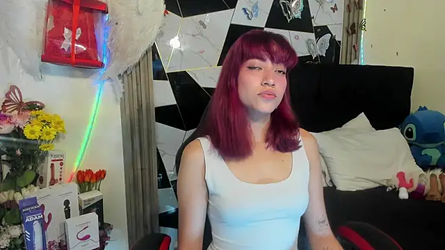 sophia arevalo online show from 05-14-26, 03:58