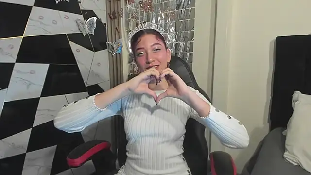 sophia arevalo online show from 05-11-26, 02:24