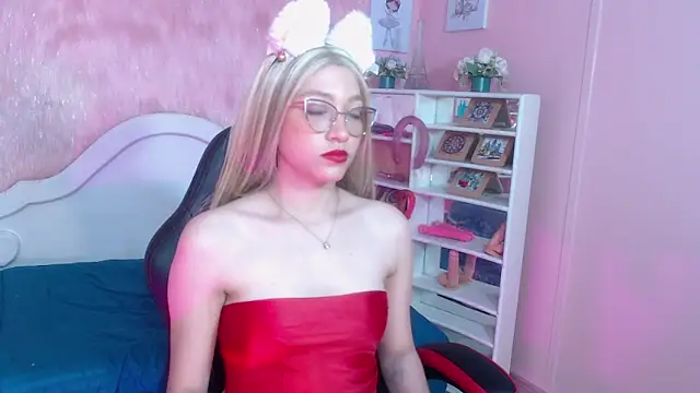 Snapshot of sophia_arevalo chatting on 10-09-25, 03:40 sophia arevalo online show from 10-09-25, 03:40