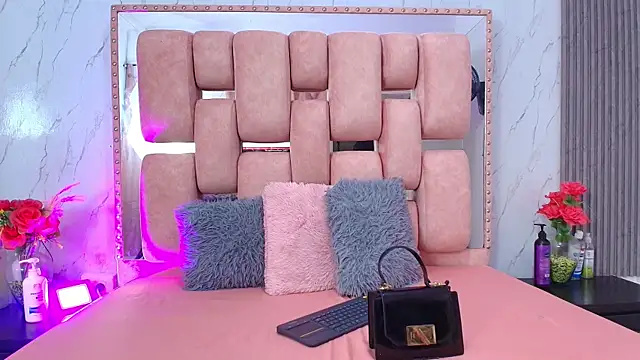 SofiaSommers online show from 10-08-25, 02:18