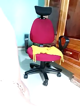 Tasu774 online show from 11-12-25, 02:04