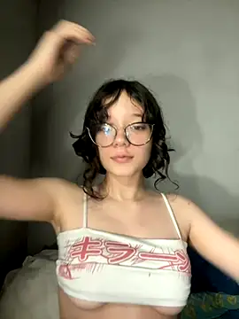 sukubo   online show from 10-10-25, 08:15