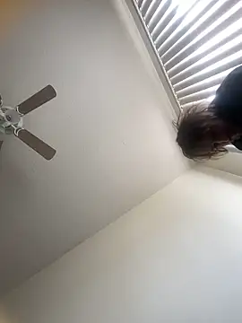 Mr nightfall online show from 04-07-26, 06:10