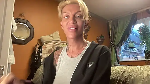 xl uk top trans online show from 09-11-25, 08:14