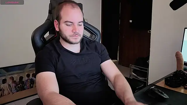 Snapshot of Paul00474 chatting on 10-20-25, 01:29 Paul00474 online show from 10-20-25, 01:29