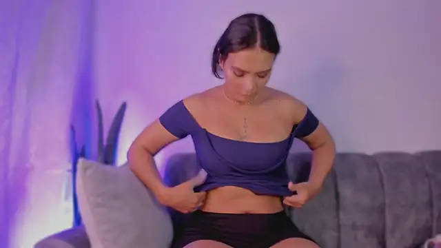 samiradoll online show from 04-21-26, 01:42