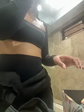 samiradoll online show from 11-13-25, 09:08