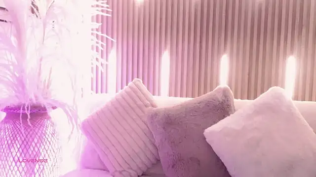 ArianaSantana online show from 11-13-25, 12:53