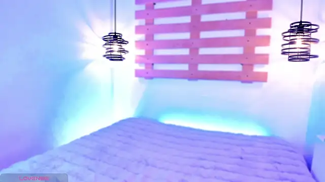 ArianaSantana online show from 09-11-25, 12:49